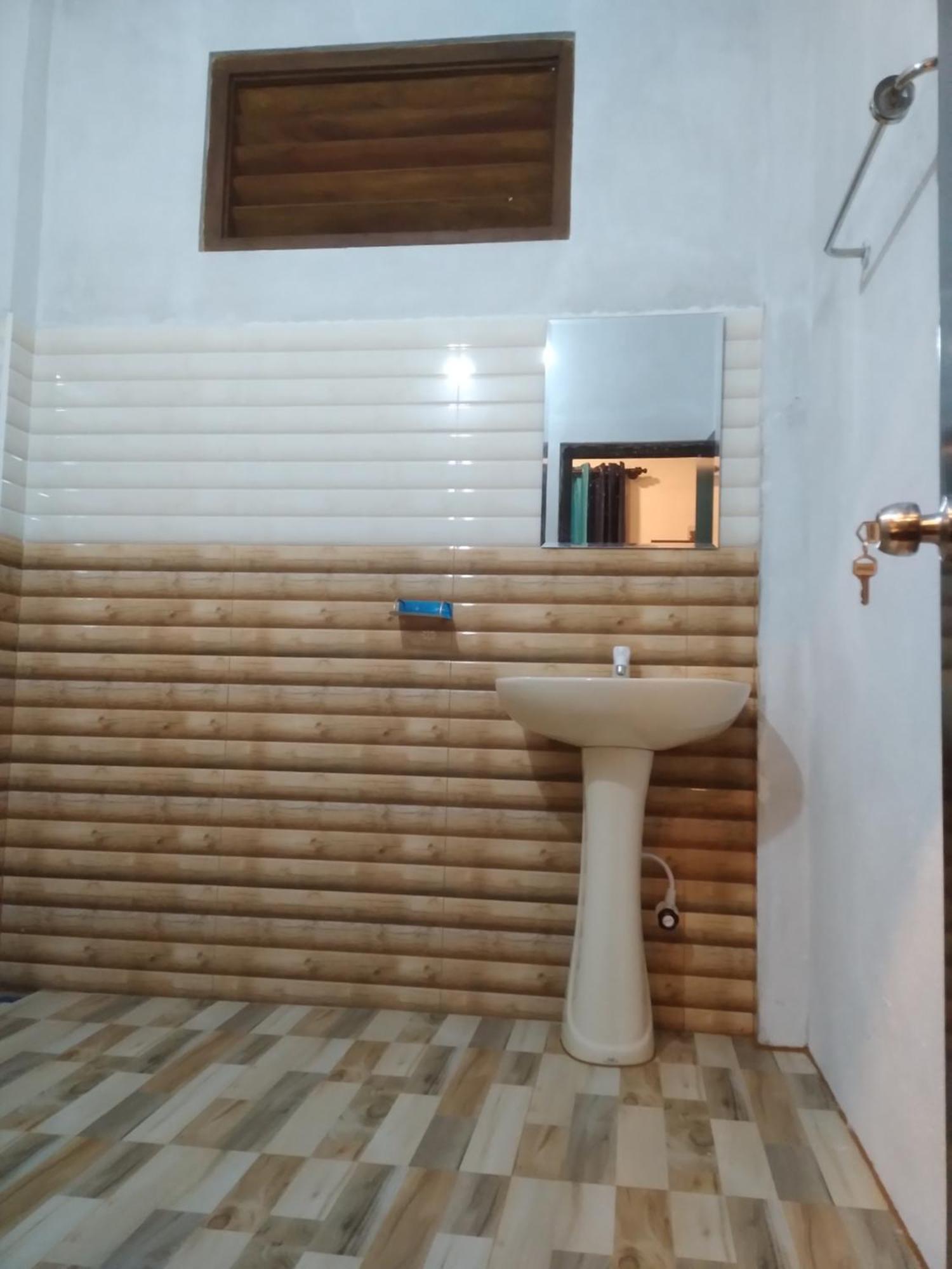 Soma Cabana, Homestay & Restaurant تانجالي المظهر الخارجي الصورة
